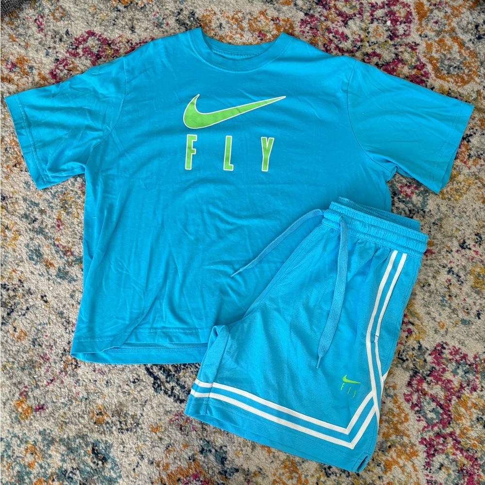 Women’s Nike FLY Shorts & Shirt Set